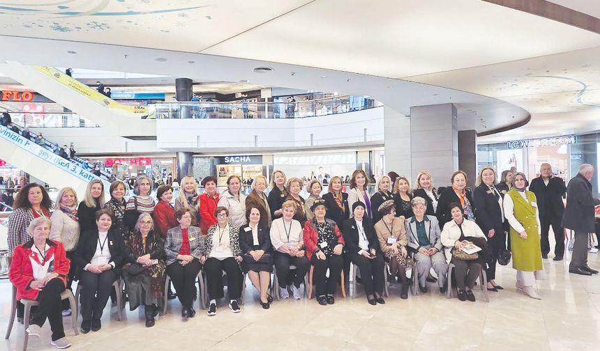 ‘Kadınlar ve yazarlar arasında bir köprü kurduk’