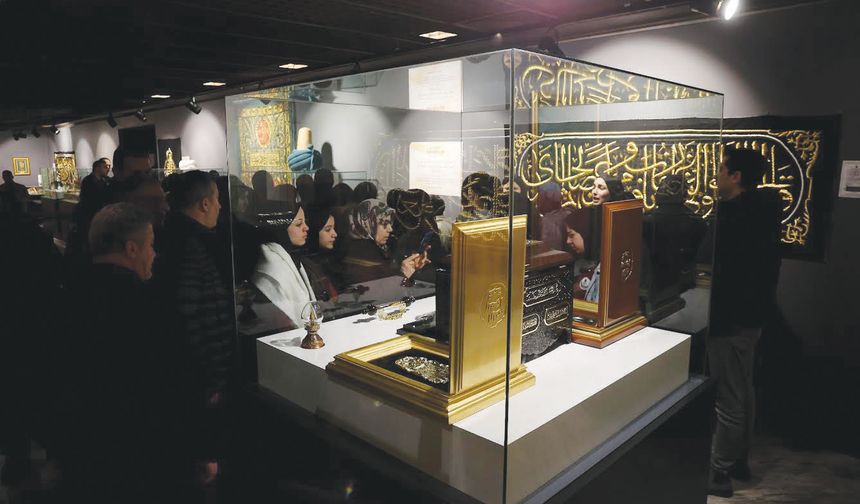 Mukaddes Emanetler Sergisi, manevi ve kültürel durak olmayı hedefliyor