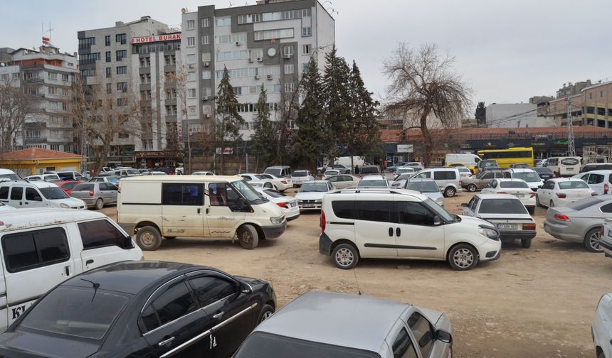 YIKILAN HASTANE ALANI OTOPARK OLDU