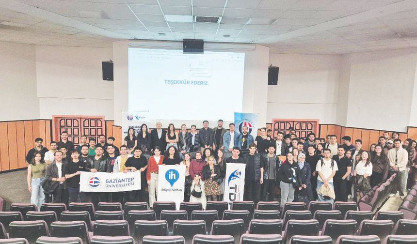 ‘Sorunlara duyarlı bireyler yetiştirmeliyiz’