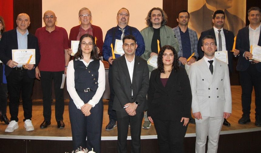 ‘Hekimlik mesleğine layık bireyler olmalıyız’