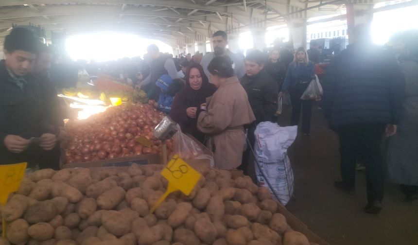 ‘KAMU EMEKÇİSİ BORÇ İÇERİSİNDE’