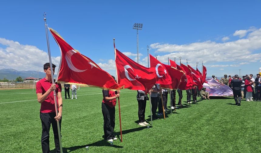 19 Mayıs Atatürk'ü Anma, Gençlik ve Spor Bayramı coşkuyla kutlandı