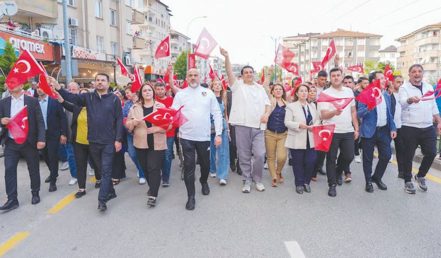 ‘Beraberlik ve milli mücadele ruhunu yaşatıyoruz’