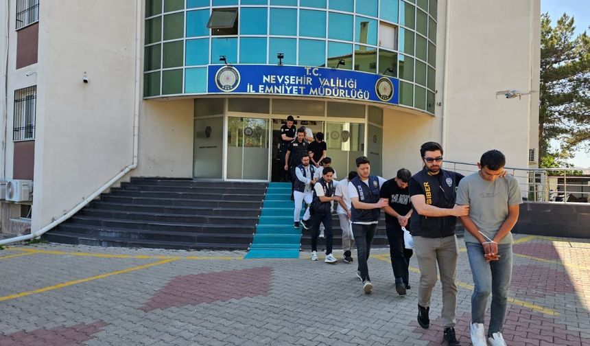 Dolandırıcılarla mücadele sürüyor