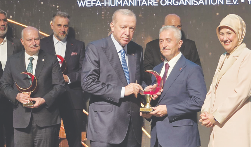 ‘Toplumsal dayanışmanın en güzel örneklerinden biriyiz’