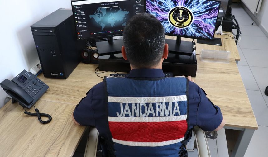 Siber dolandırıcılık operasyonunda 16 kişi gözaltında!
