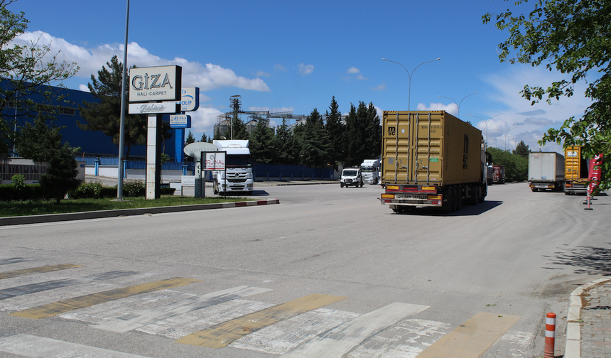 ELEKTRİK TÜKETİMİNDE DİKKAT ÇEKİCİ DÜŞÜŞ