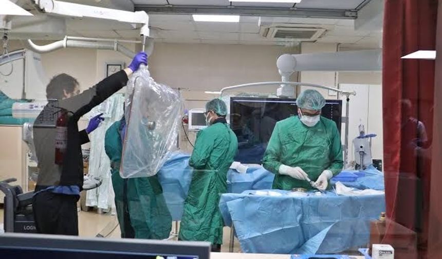 ‘Karaciğer tümörlerinin tedavisinde girişimsel radyolojinin rolü artıyor’