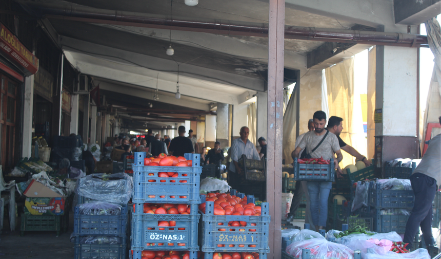 SEBZE HALİ ESNAFI İSYAN ETTİ!
