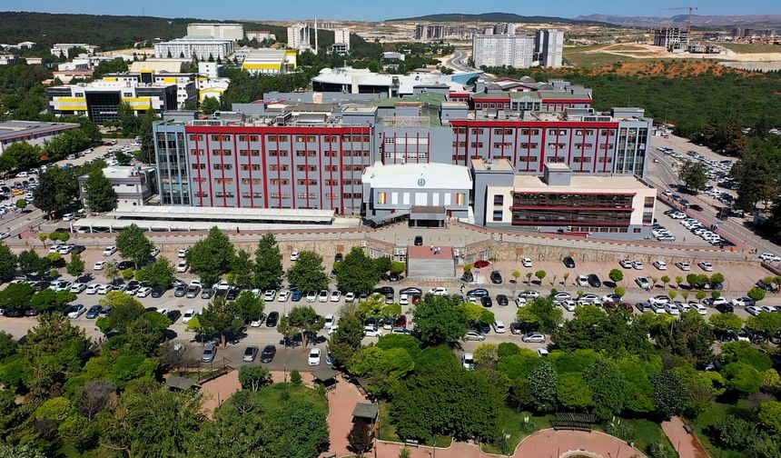 ‘Sağlık hizmetlerimizin niteliğini geliştirmeliyiz’