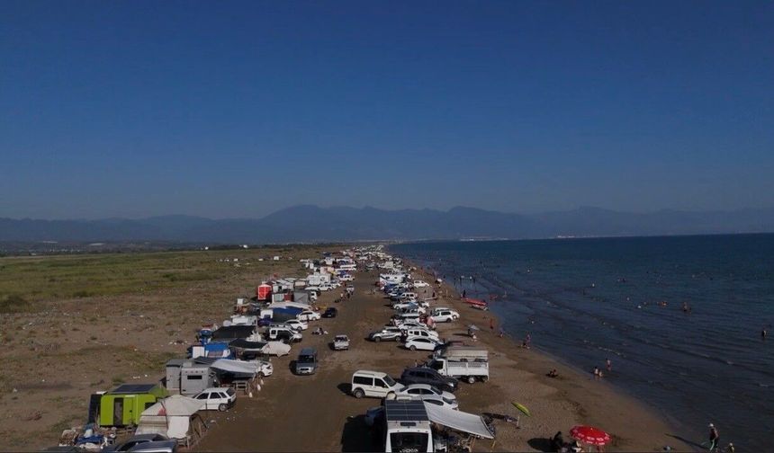 Vatandaş, ücretsiz halk plajlarını tercih ediyor
