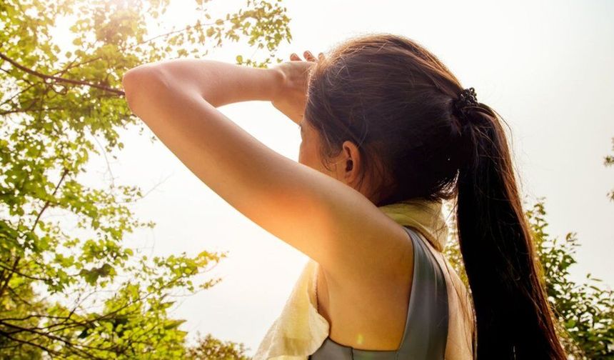‘Cildimizi tehdit eden en büyük risk, güneş ışınları!’
