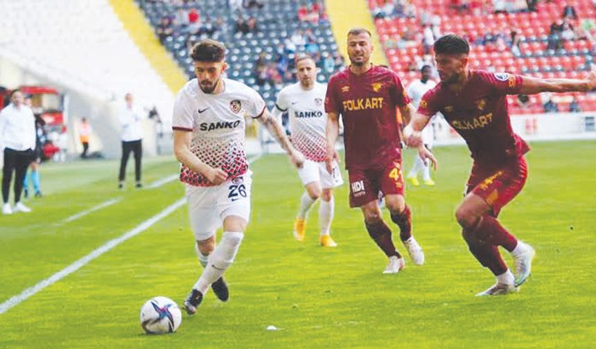 GAZiANTEP FK, GÖZTEPE DEPLASMANINDA 3 PUAN PEŞiNDE!