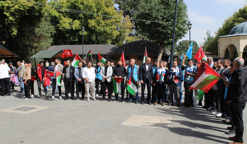 ‘GAZZE’NİN VE MAZLUM FİLİSTİN HALKININ YANINDAYIZ’
