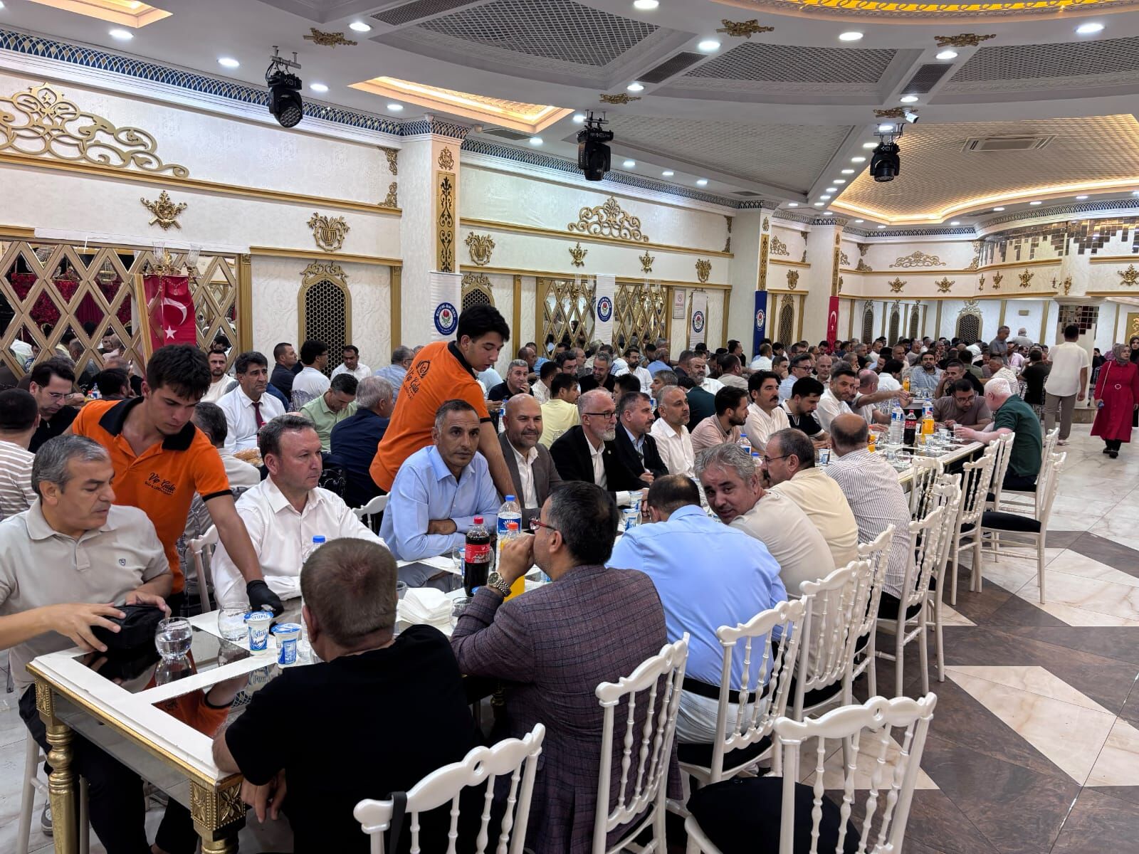 ÜYELERDEN BAŞKAN ADAYI ÖRNEK'E TAM DESTEK